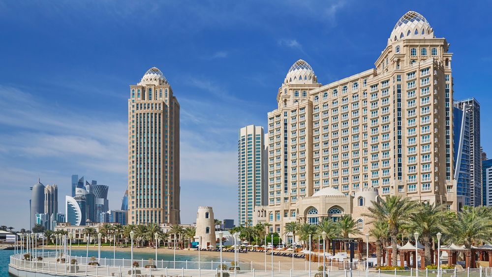 Катар: Доха, Four Seasons Hotel Doha 5*