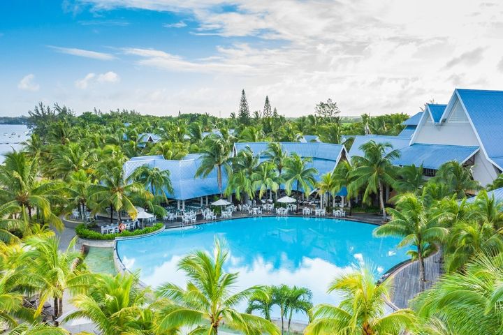 Пляжный отдых на Маврикии: Victoria Beachcomber Resort & Spa 4*+