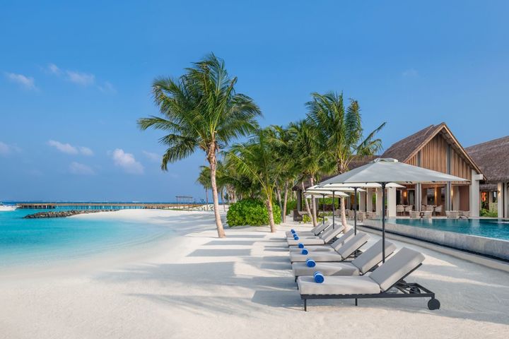 Пляжный отдых на Мальдивах: JW Marriott Kaafu Atoll Island Resort 5*luxury