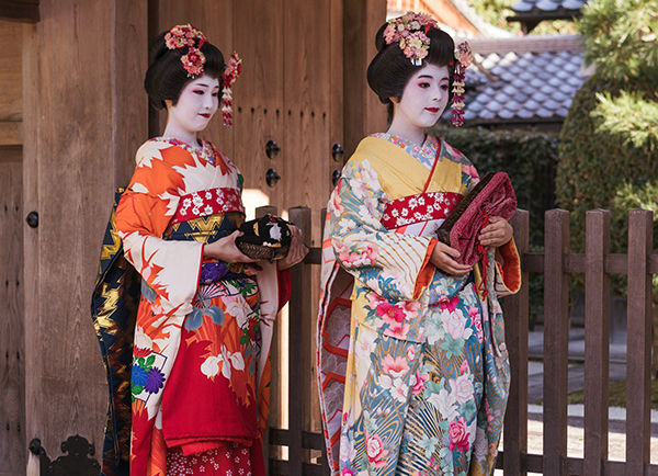 Япония: традиционное кимоно