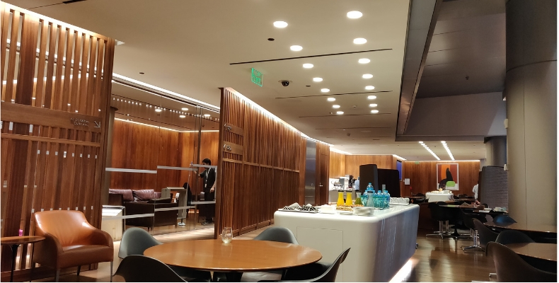 Катар: Oryx Lounge