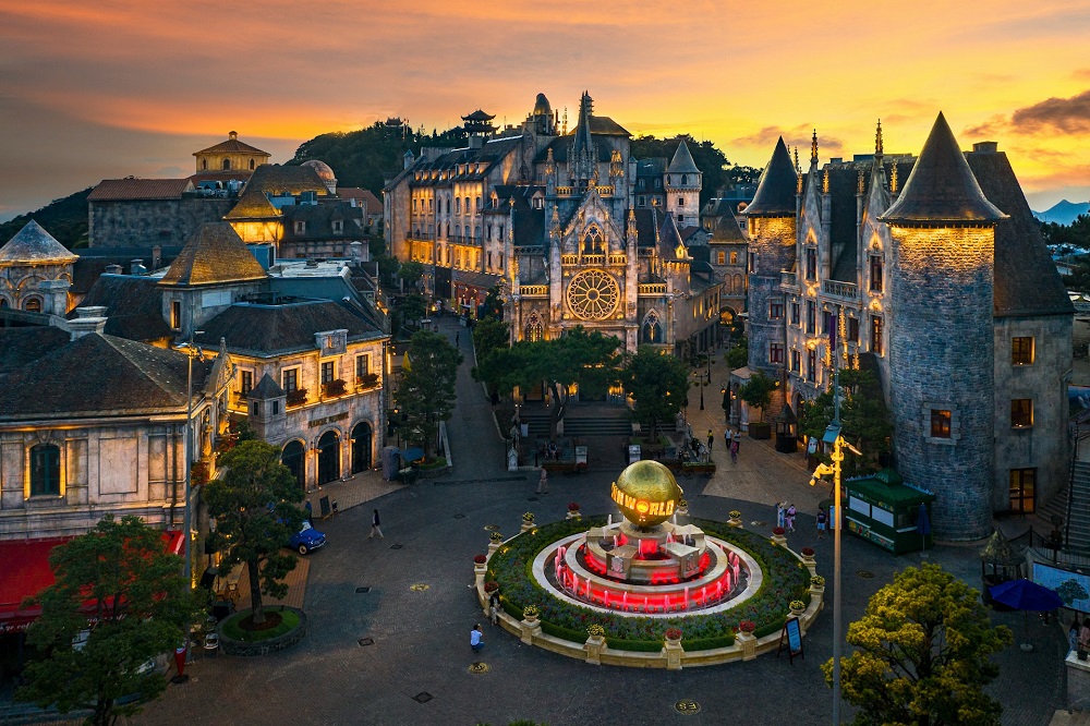 Вьетнам: Дананг, парк Sun World Ba Na Hills