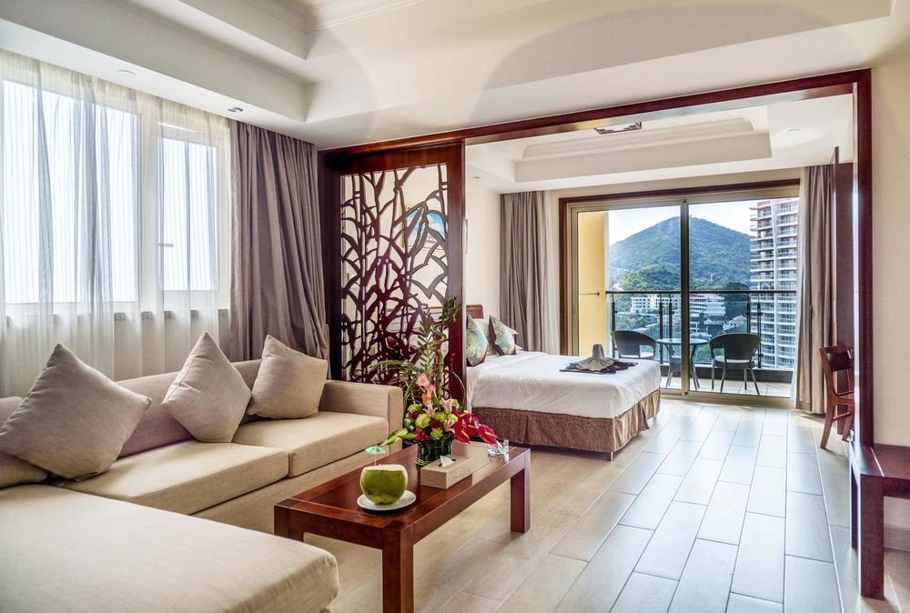 Baohong Beach Building 5*