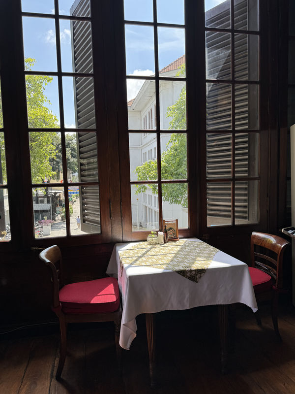 Индонезия: Ява, Джакарта Cafe Batawia