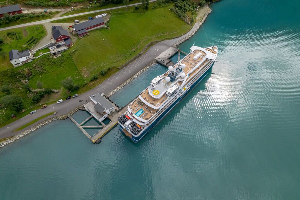SH Diana