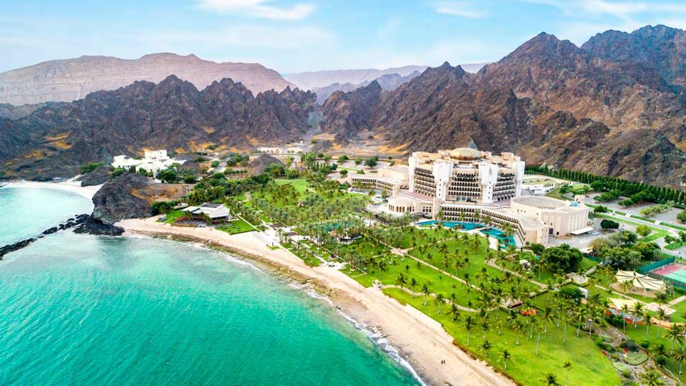 Оман: Маскат, Al Bustan Palace