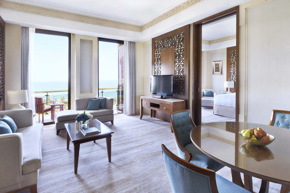 Оман: Маскат, Al Bustan Palace, Deluxe Sea View