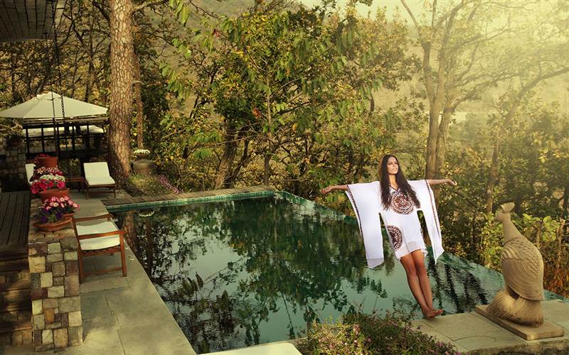 Индия: Ananda in the Himalayas