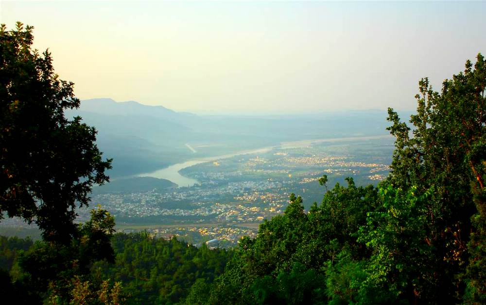 Индия: Ananda in the Himalayas