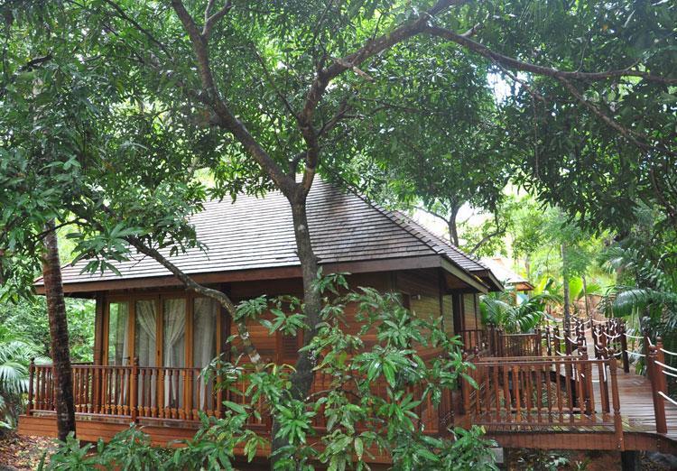 Сейшелы: остров Серф, отель Cerf Island Resort
